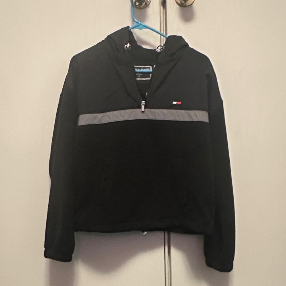 Tommy Hilfiger Black and Gray Jacket🖤🩶